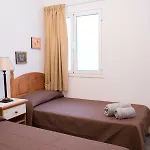 Close To Everything | A/c+ Wifi | 1min | *