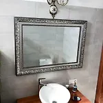 Appartement Close To Everything | A/c+ Wifi | 1min | *