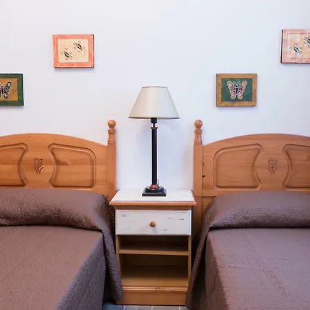 Appartement Close To Everything | A/c+ Wifi | 1min |