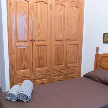 Appartement Close To Everything | A/c+ Wifi | 1min |